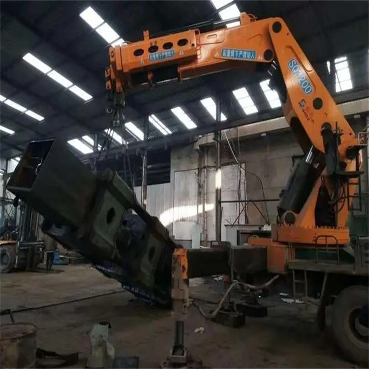 肥东县130吨折臂吊车出租吊机租赁附近电话